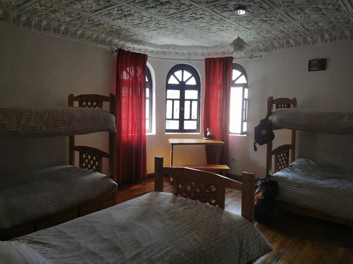 Hostel Revolution Quito Dış mekan fotoğraf