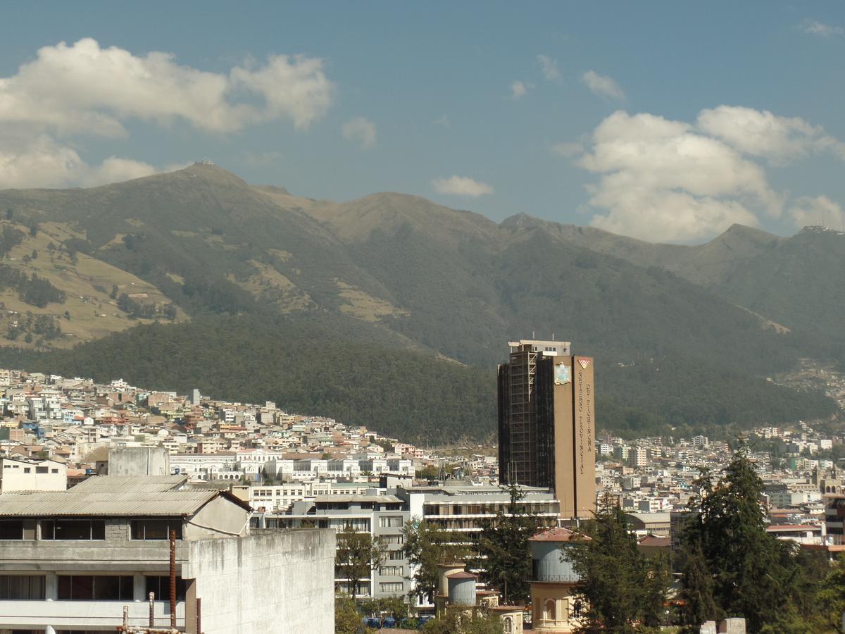 Hostel Revolution Quito Dış mekan fotoğraf
