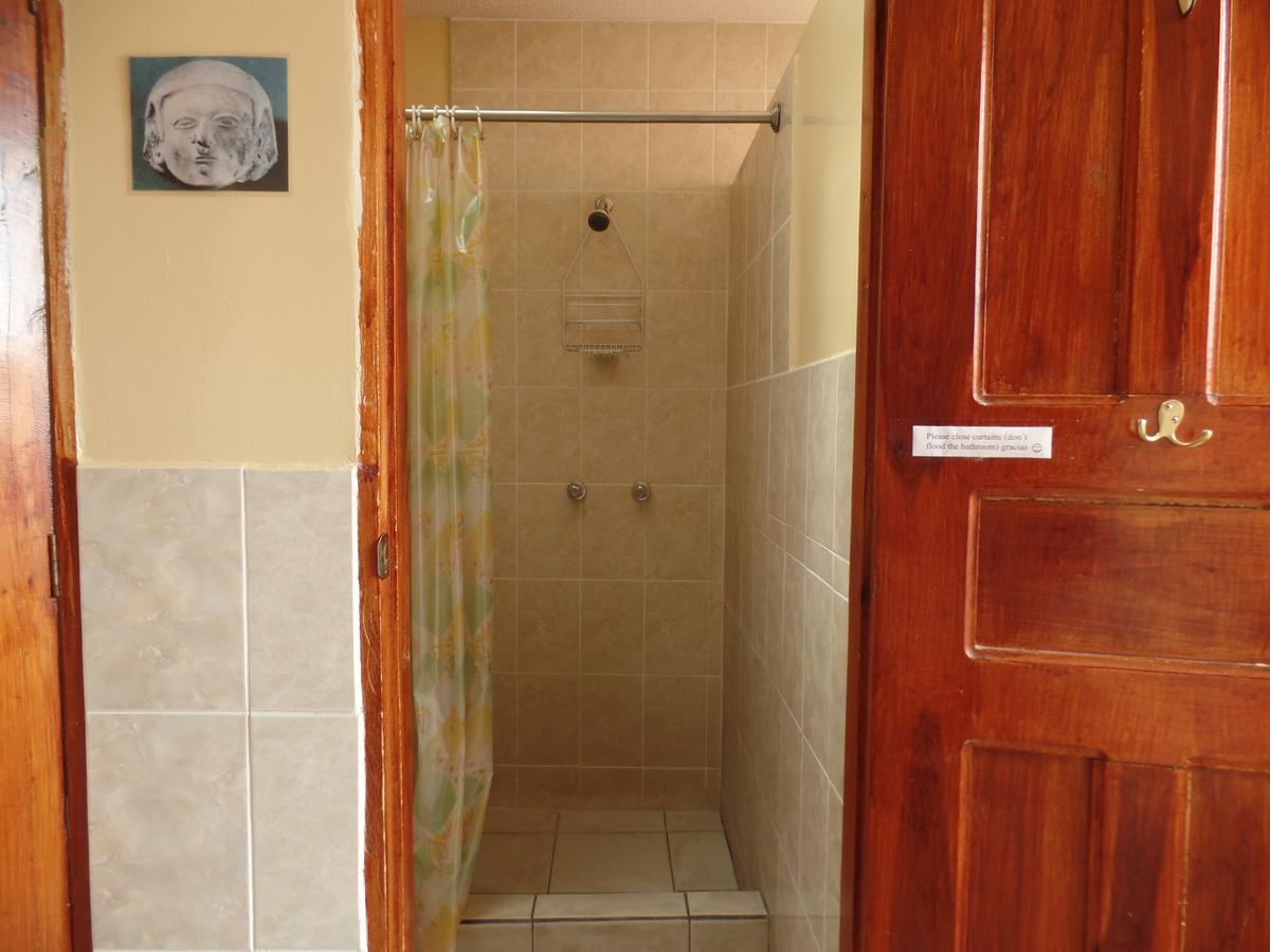 Hostel Revolution Quito Dış mekan fotoğraf